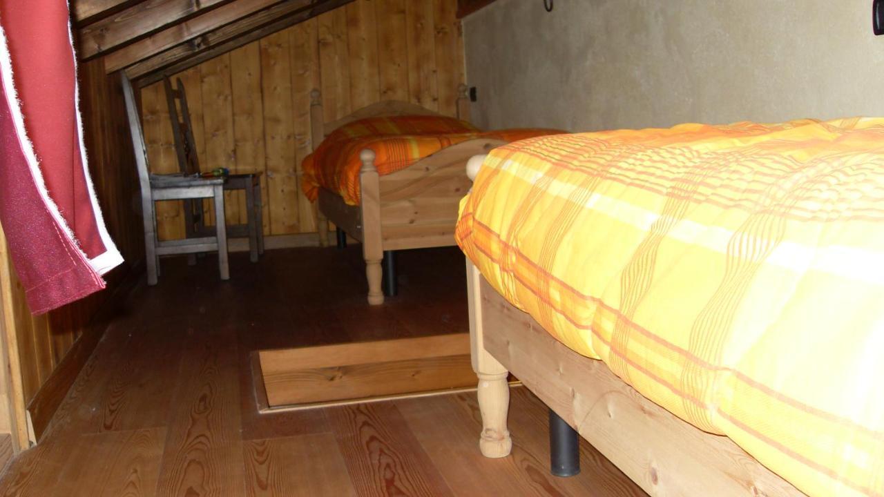 Residence Les Myosotis Champoluc Bagian luar foto