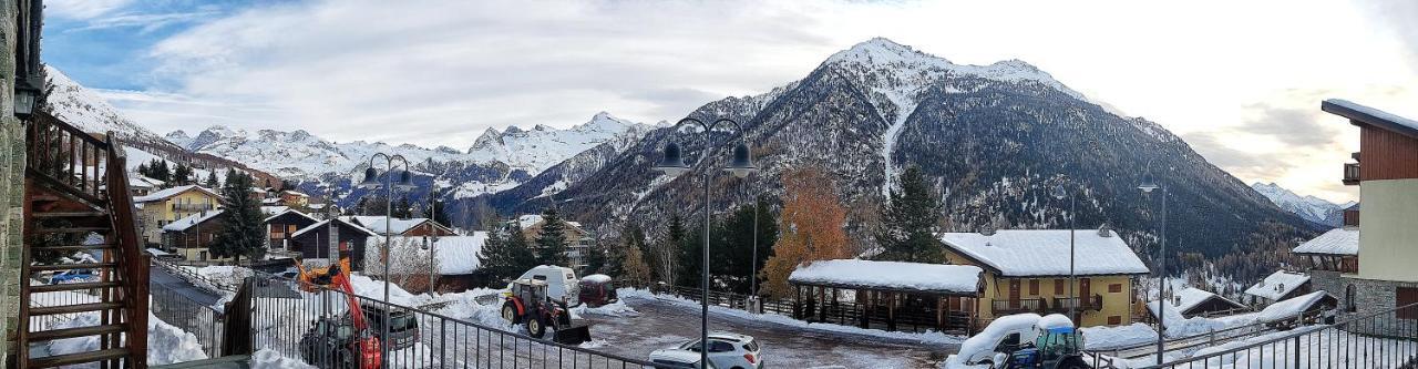 Residence Les Myosotis Champoluc Bagian luar foto